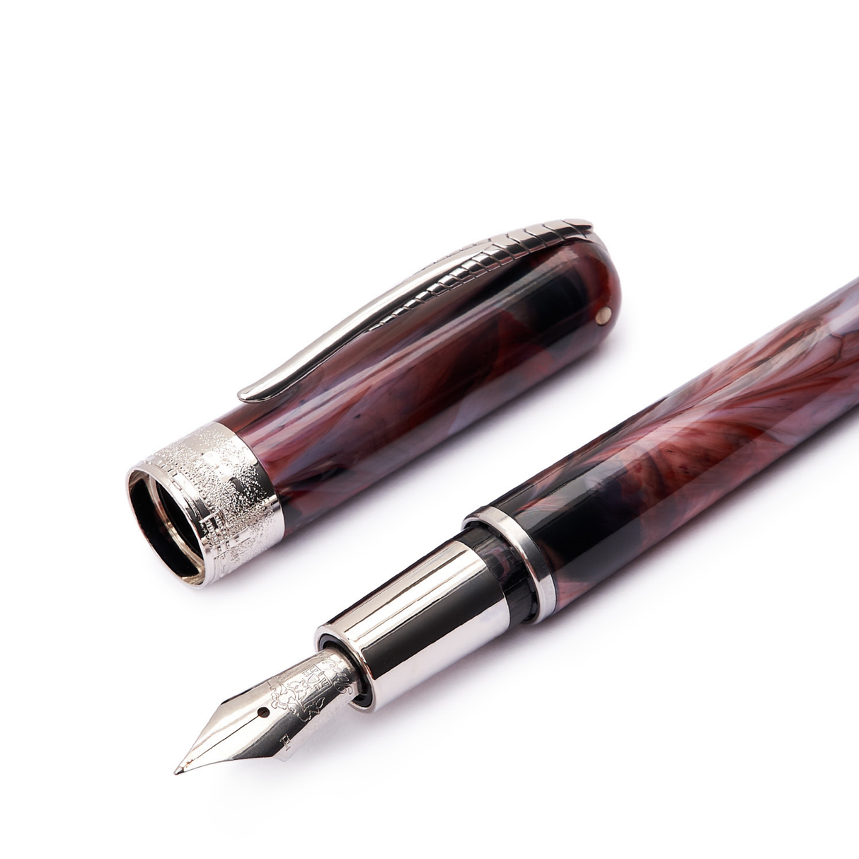 Pineider Avatar UR Mini Red Onyx Palladium Trim Fountain Pen