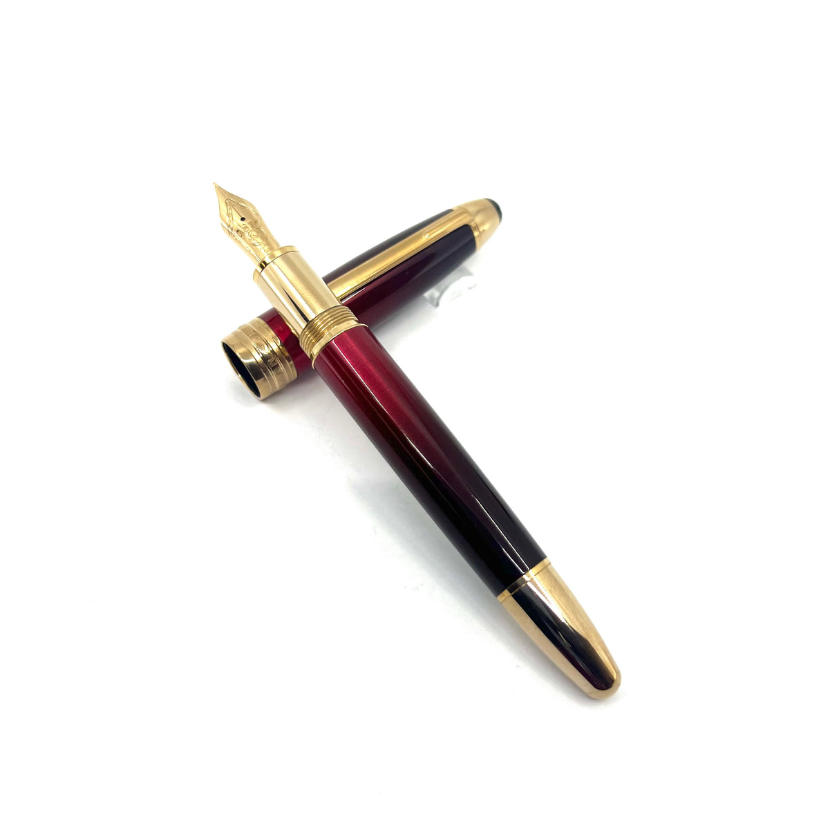 Montblanc Meisterstuck Solitaire Burgundy Lacquer Calligraphy LeGrand Fountain Pen - Firm Medium 18kt Gold Nib