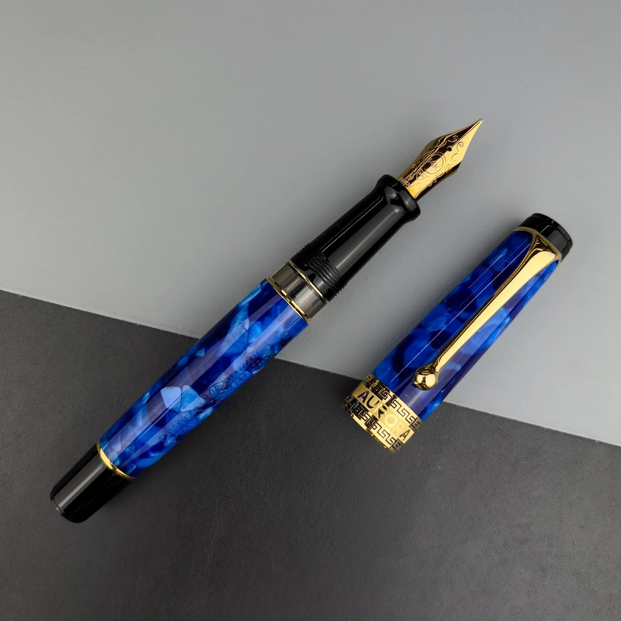 Aurora Optima Auroloide Blue Gold Fountain Pen