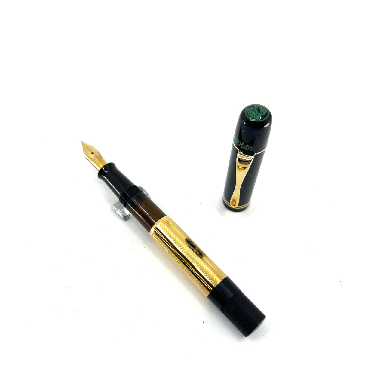 Pelikan Limited Edition 18kt Gold Covered Barrel "1931 Originals of Their Time"  - Medium 18kt Gold Nib.