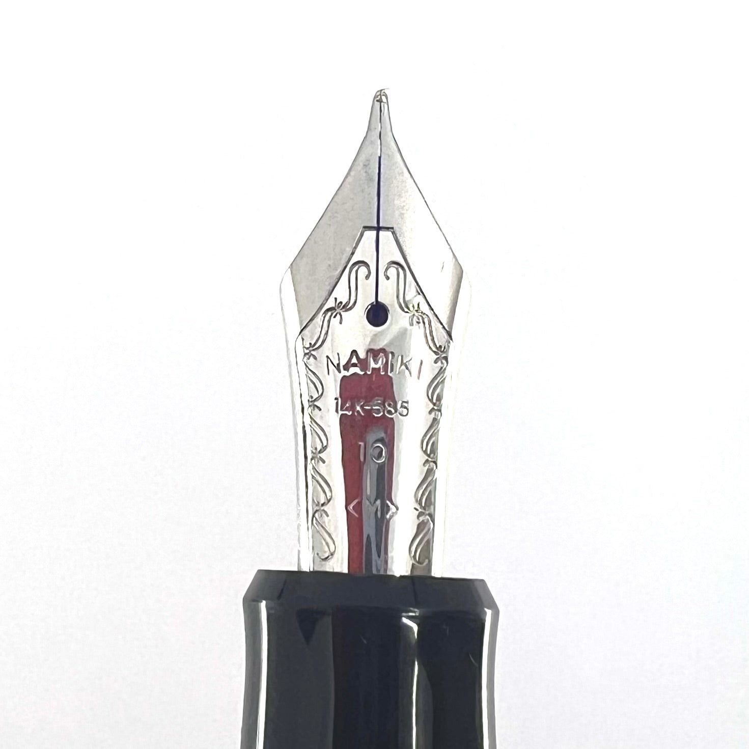 Pilot-Namiki Black Lacquered Bamboo Metal Oversized Fountain Pen