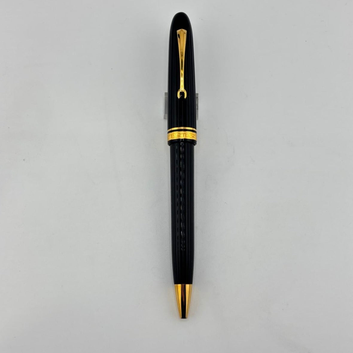 Omas Black Ogiva Fluted gold trim - Ball Pen