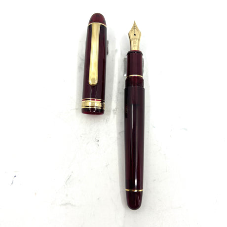 Platinum #3776 Bourgogne Burgundy GT Fountain Pen