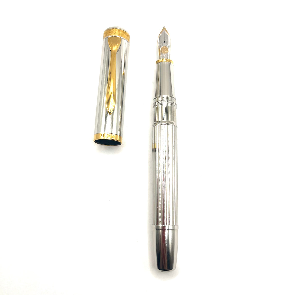 Pelikan M7000 Majesty Sterling Silver Fountain Pen -  Broad 18kt Gold Nib