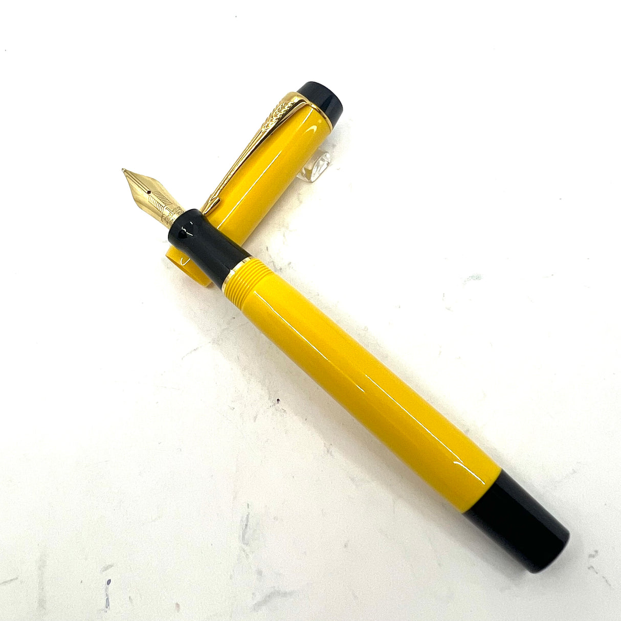 Parker Duofold Centennial Mandarin Yellow Limited Edition  Fountain Pen