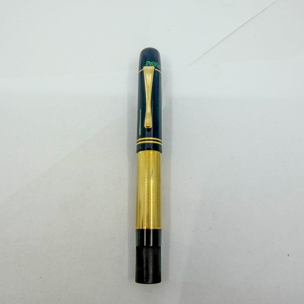Pelikan 1931 Originals of their Time - 18kt Gold Overlay Limited Edition Fountain Pen   -   Medium 18kt Gold Nib