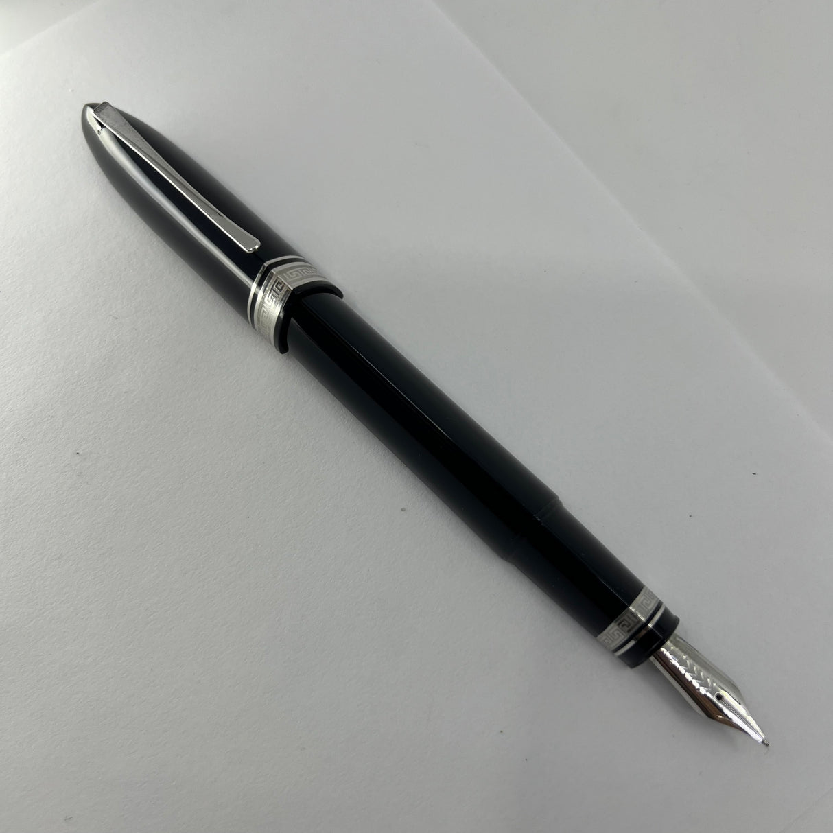 OMAS Blue/Black #360 Triangulated Fountain Pen - Medium 18kt Gold Nib