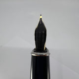 S.T. Dupont Orpheo (Largest Size) Black Laque de Chine  Fountain Pen - Medium 18kt Gold Nib