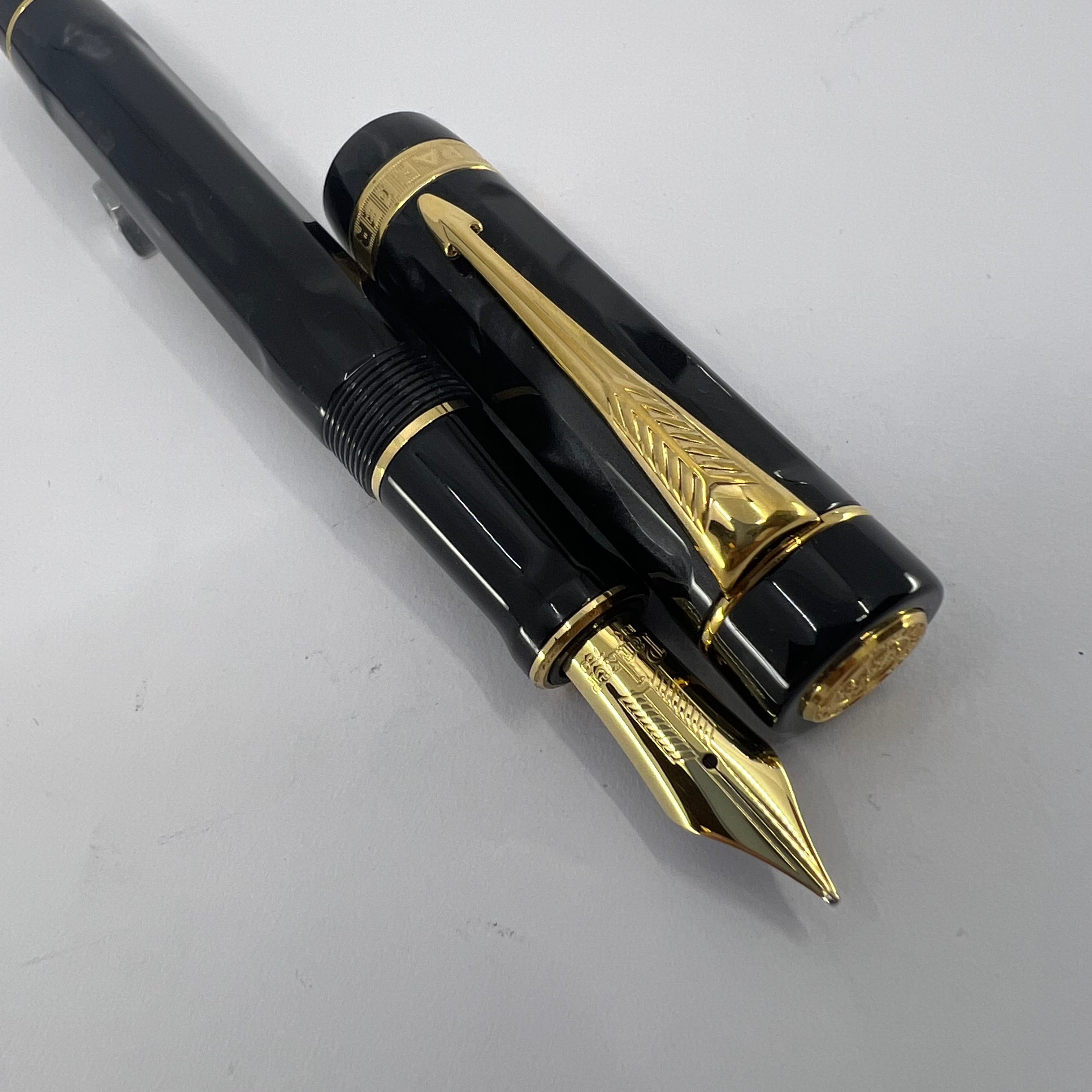 PARKER Duofold Lucky8 万年筆　字幅M PARKER Duofold Lucky8 万年筆字幅M