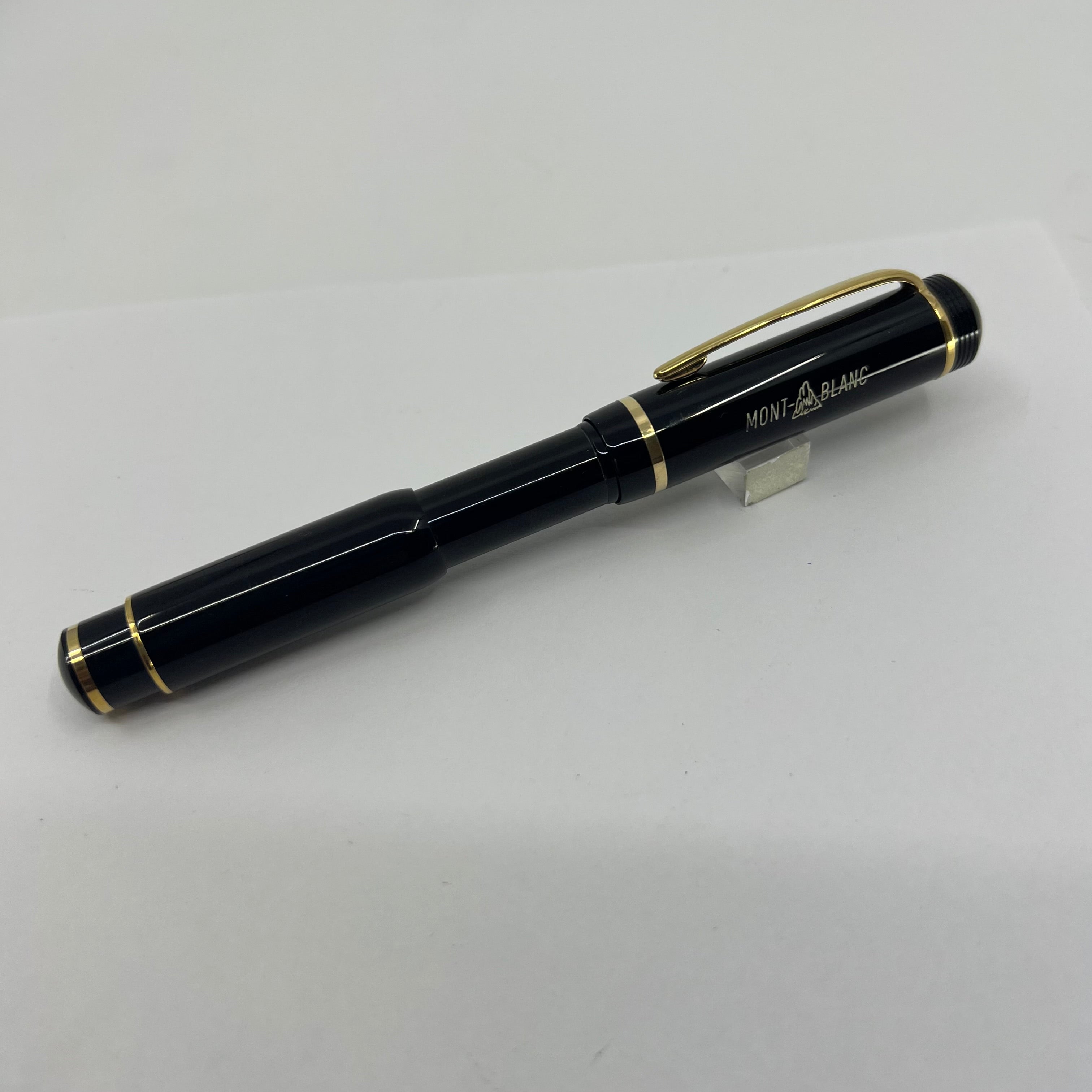 309A46BC-1AD2-436C-B7A0-