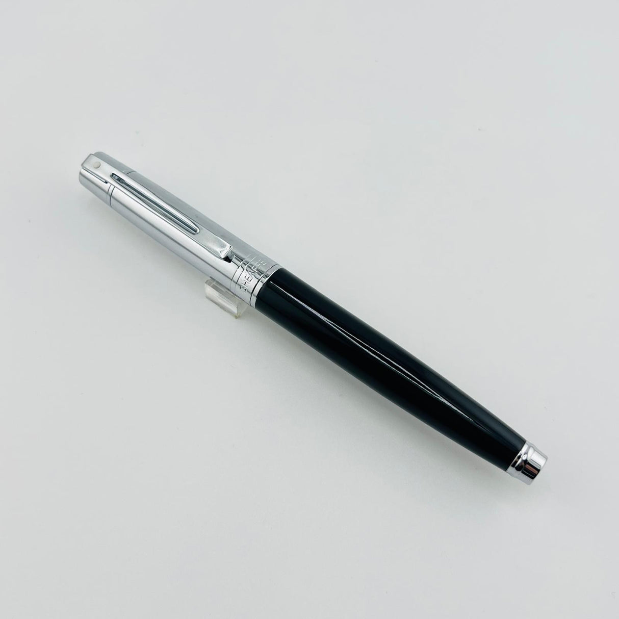 Sheaffer 300 Glossy Black - Rollerball Pen