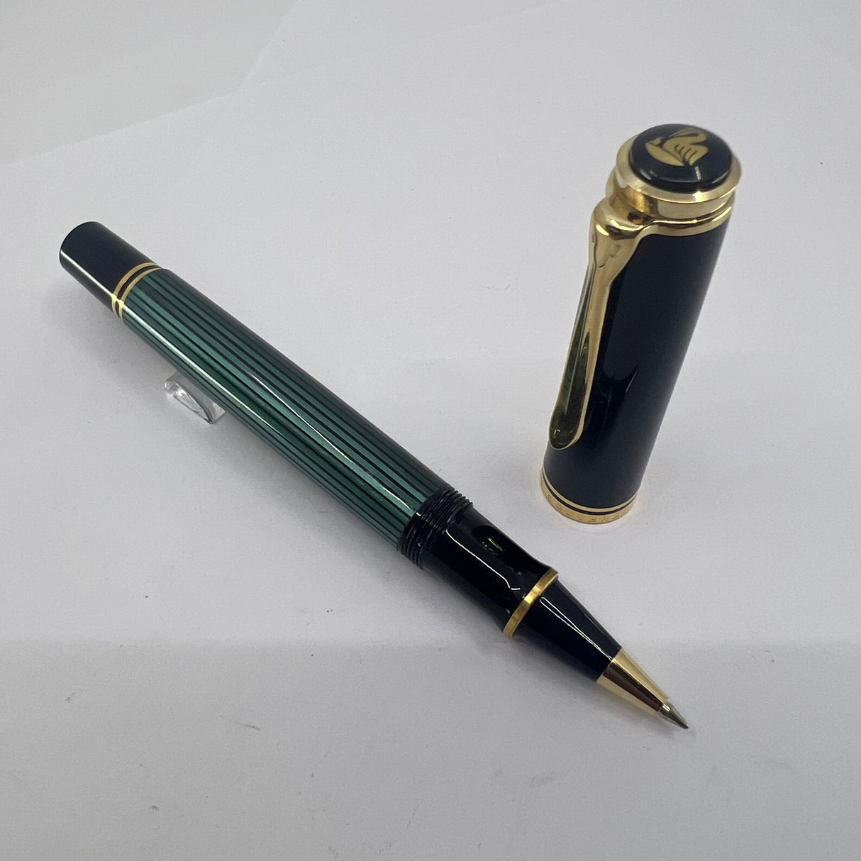 Pelikan R800 Green Striped Rollerball