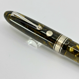 ASC (Armando Simoni Club) Ogiva Oversized Extra Green Saft Celluloid Limited Edition Fountain Pen - Medium Magic Flex #8 Size 14kt Gold Nib