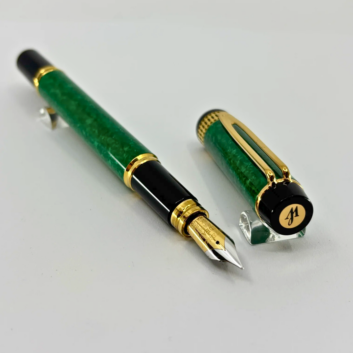 Waterman Patrician Green Marble Fountain Pen- Fine 18kt Gold  Nib