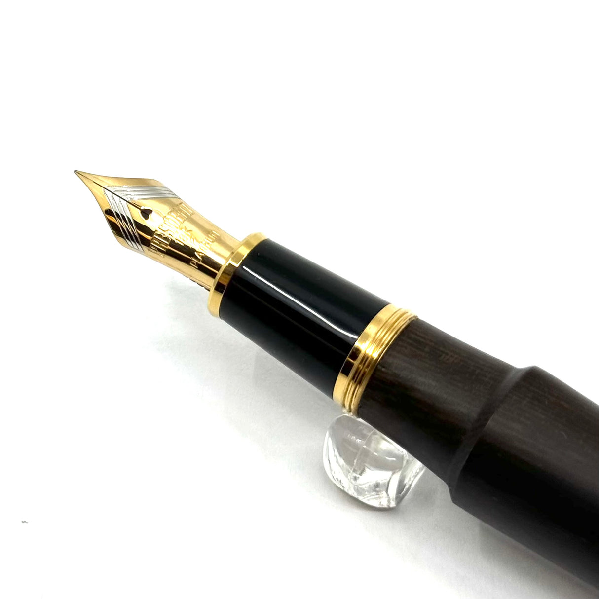 Platinum Izumo Bombay Blackwood Tagayasan Oversized Fountain Pen  - Fine 18kt Gold Nib