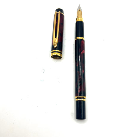 Waterman Rhapsody Burgundy Marble Fountain Pen - Medium 18kt Gold Nib