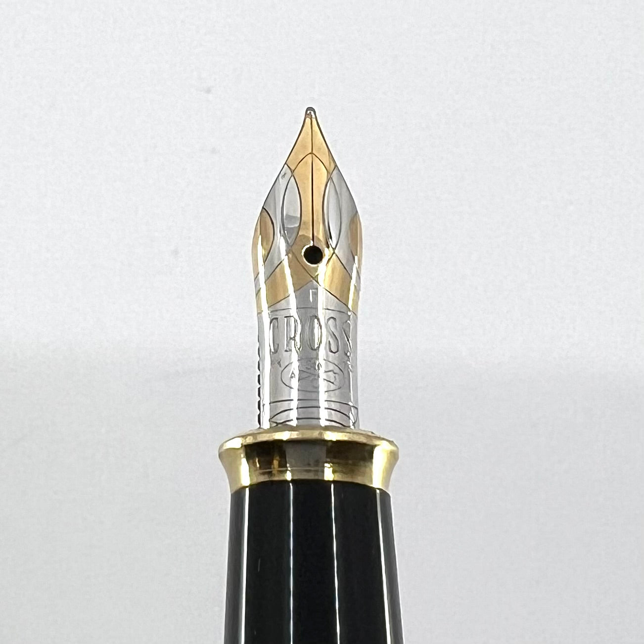Cross Townsend Blue Lapis Lazuli/ 22K Gold Dust Fountain Pen