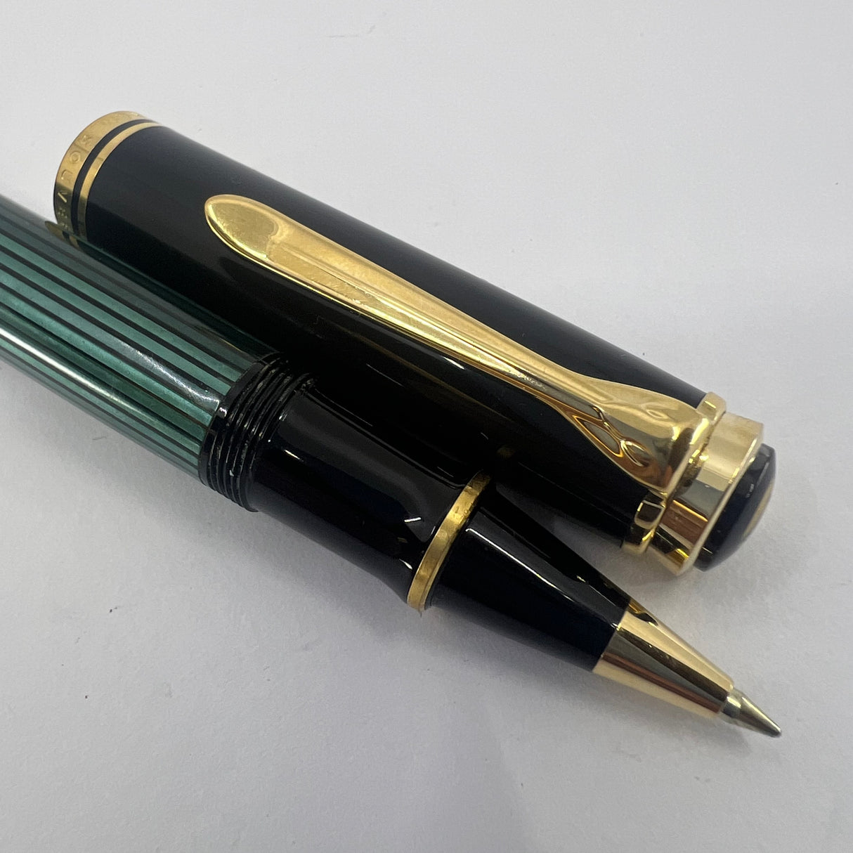 Pelikan R800 Green Striped Rollerball