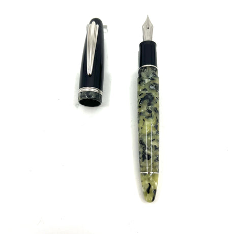 Nettuno (Italy)  Pearl & Black  Fountain Pen