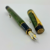 Parker Centennial (Largest Size) Duofold Jade Marble (Grayish Green) Fountain  Pen - Broad 18kt Gold  Nib