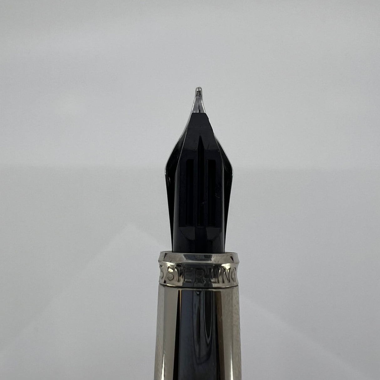Yard-O-Led Viceroy Standard Barley Sterling  Silver .925  Fountain Pen - Medium 18kt Gold Nib
