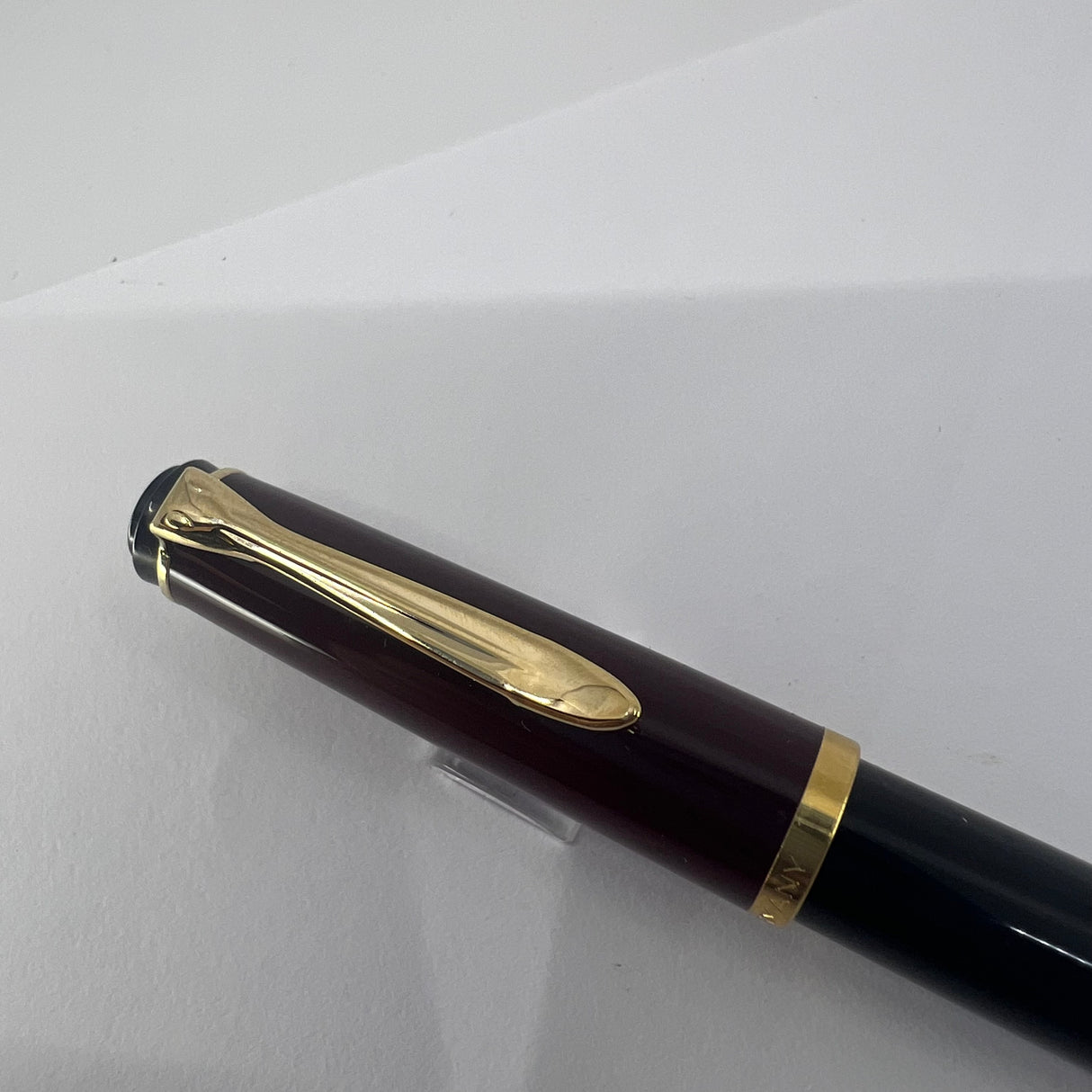 Pelikan M150 Burgundy & Black Fountain Pen - Broad Gold-Plated Nib