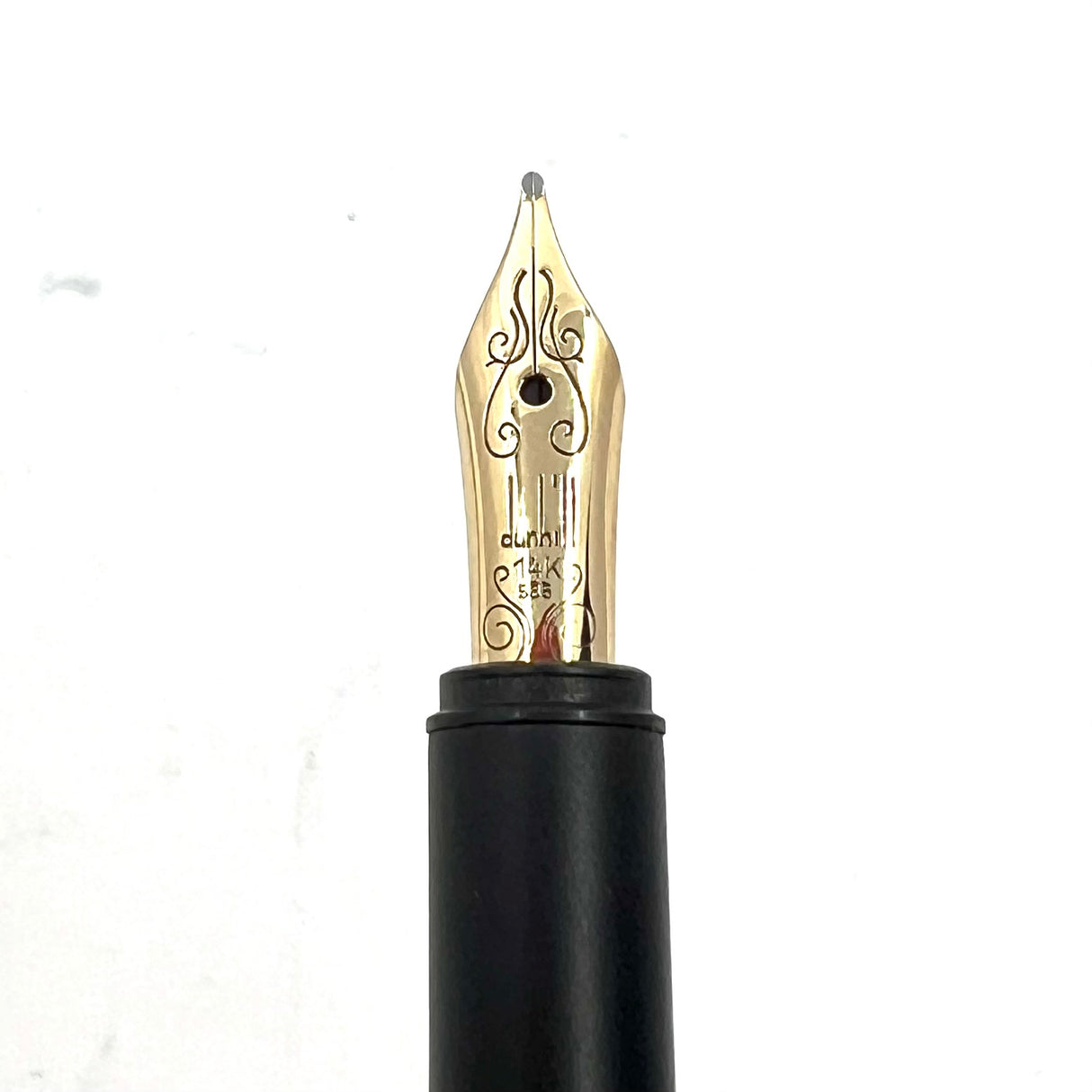 Dunhill Gold Plated Fountain Pen - Barleycorn Design