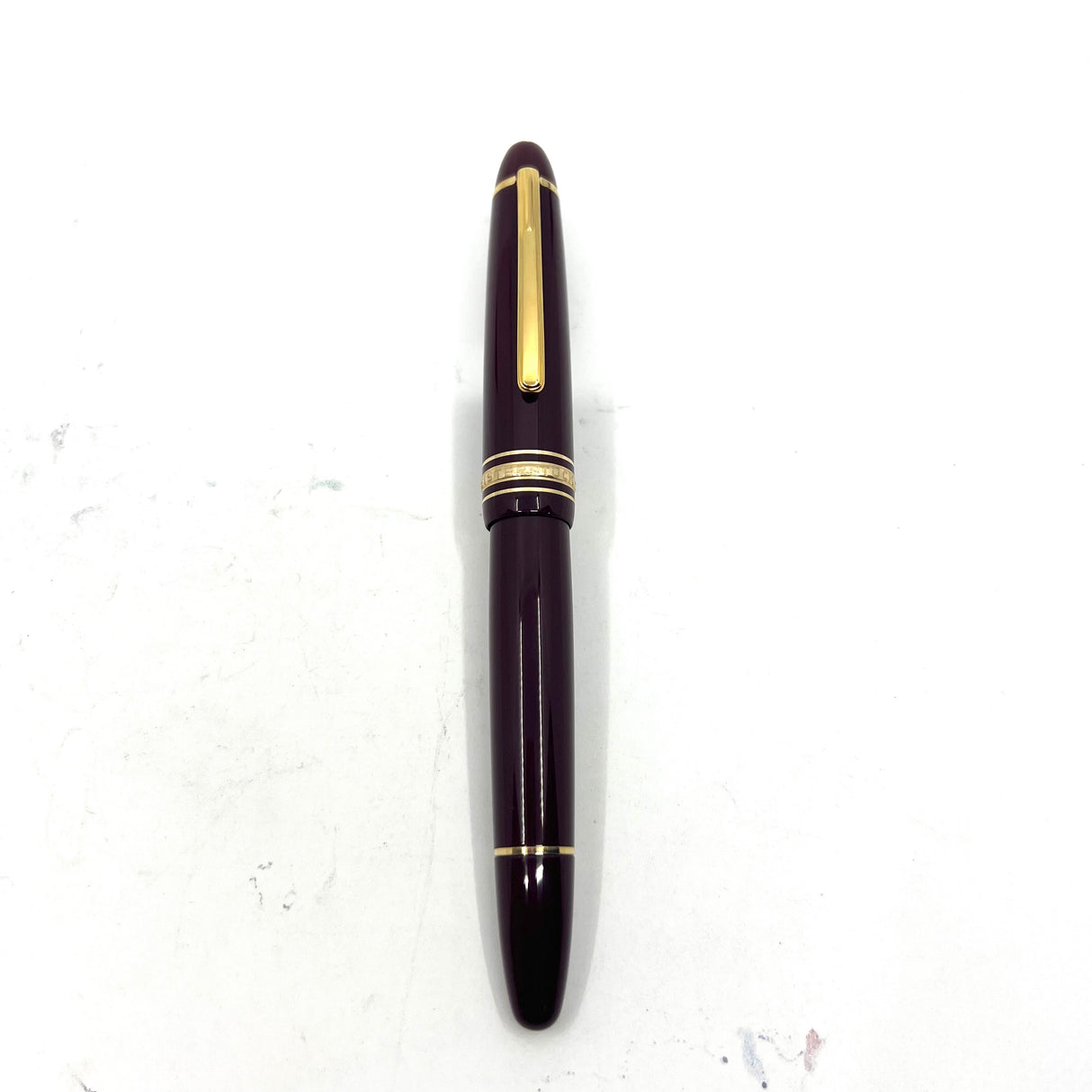 Montblanc Meisterstuck Bordeaux Resin #147 LeGrand Traveler Fountain Pen