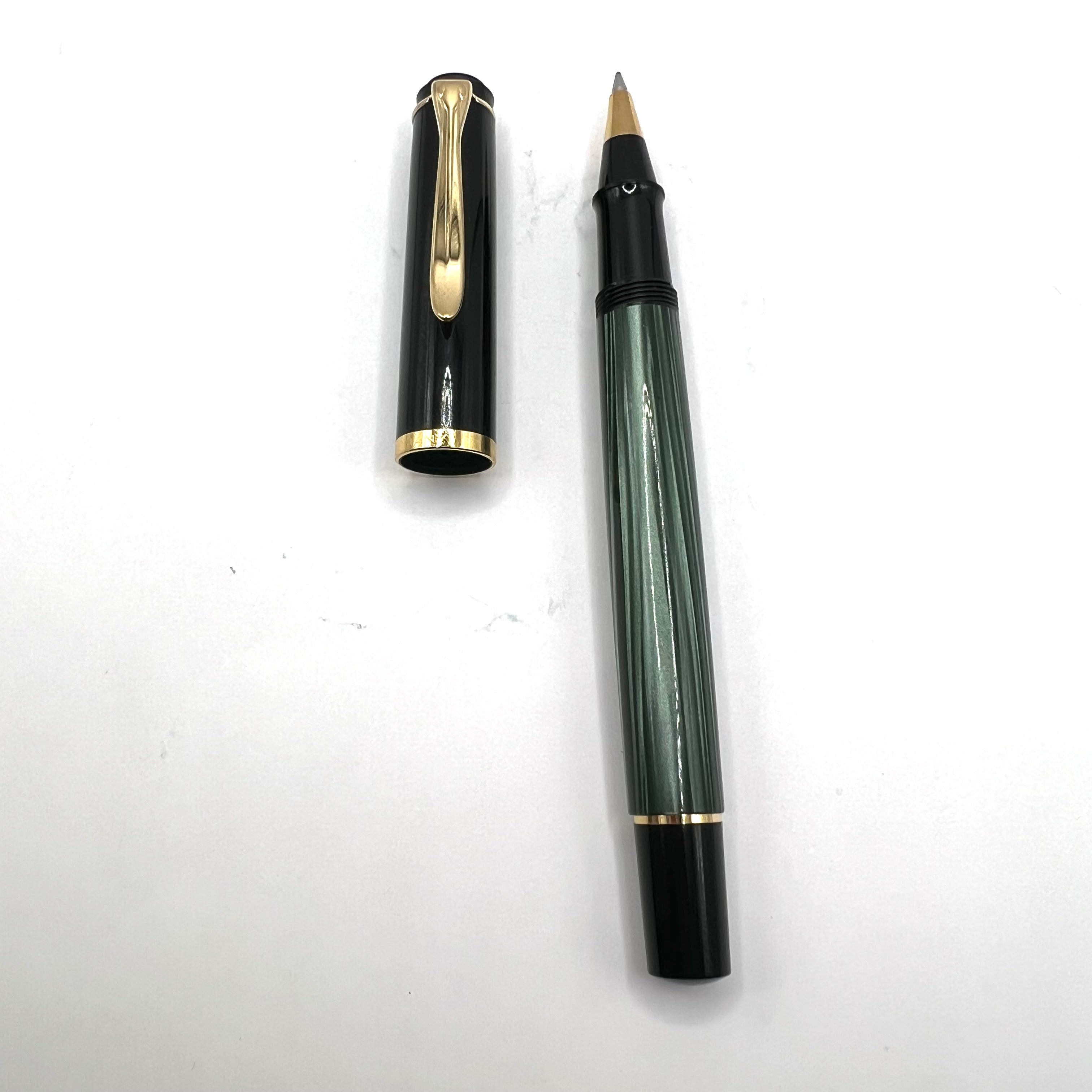 ペリカン Pelikan R200 ローラーボール マーブルグリーン ペリカンのローラーボールでペリカンの水性インクを十二分に