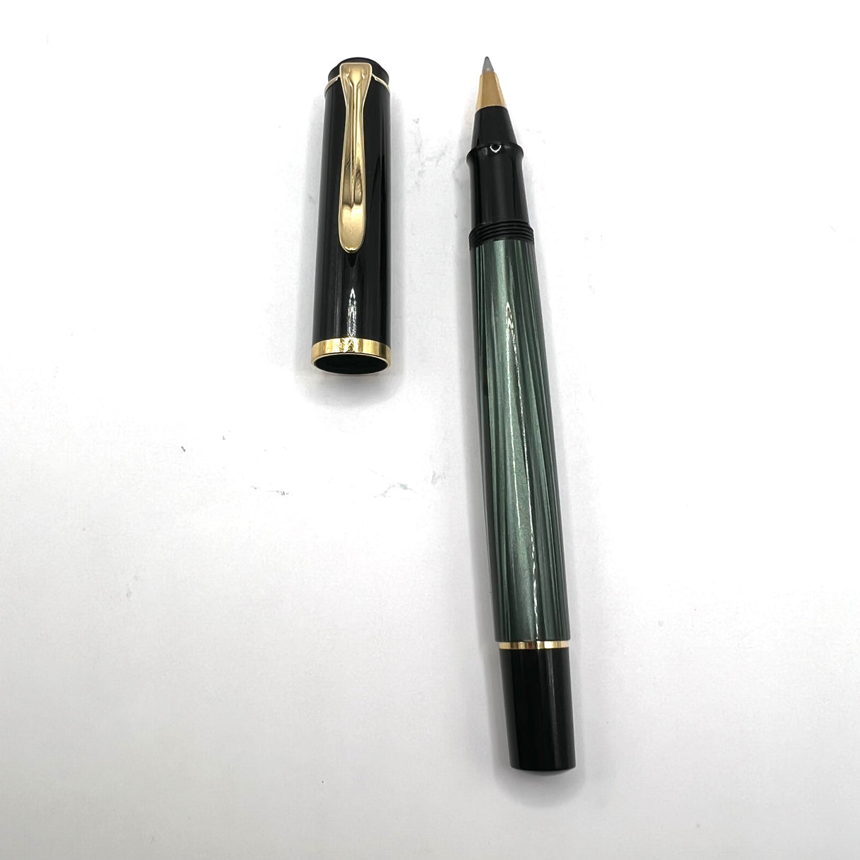 Pelikan R200 Marble Green  Rollerball