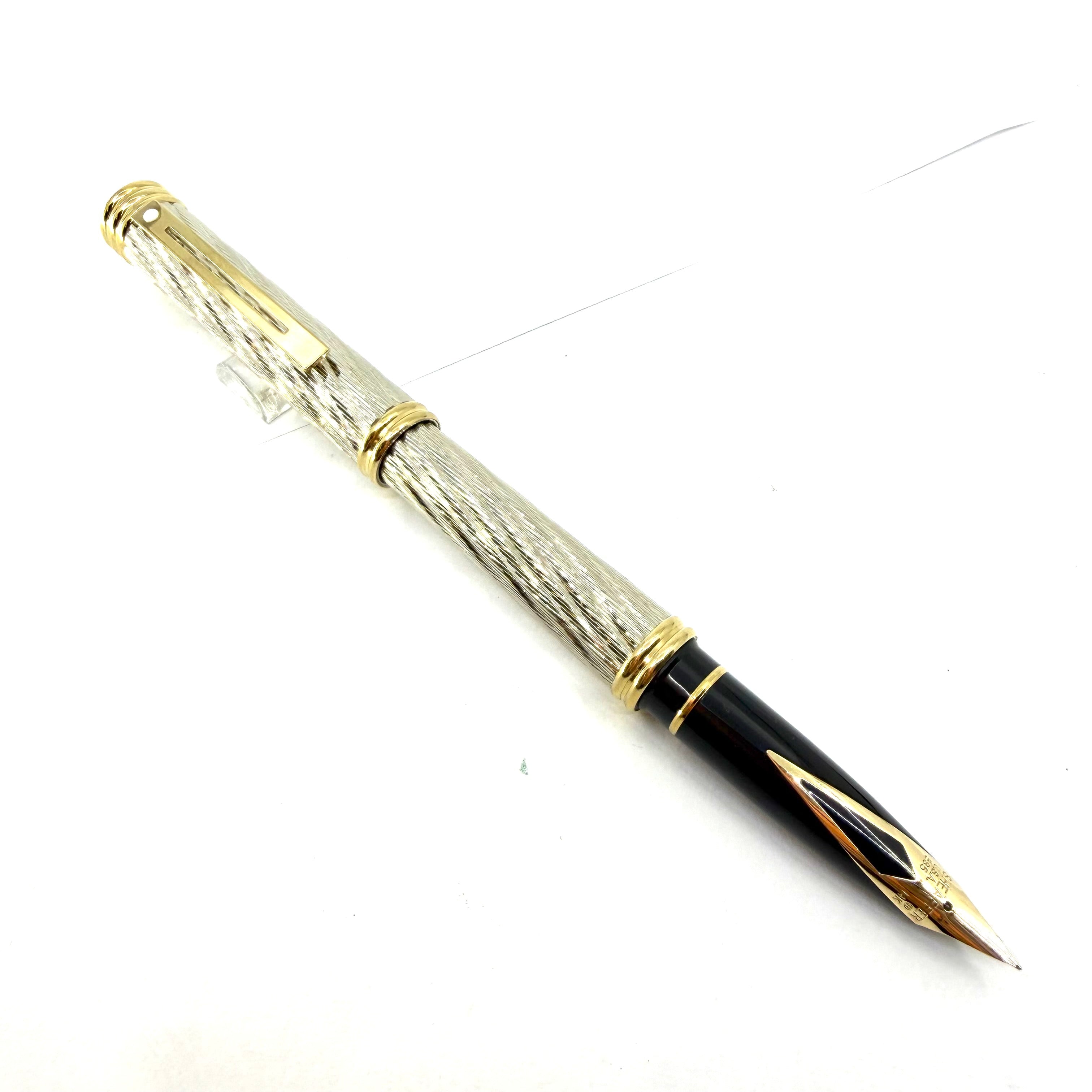Targa by Sheaffer TARGA 万年筆 専用ケース付 14K Sheaffer Targa Fred Force 10 Special Edition Fountain Pen
