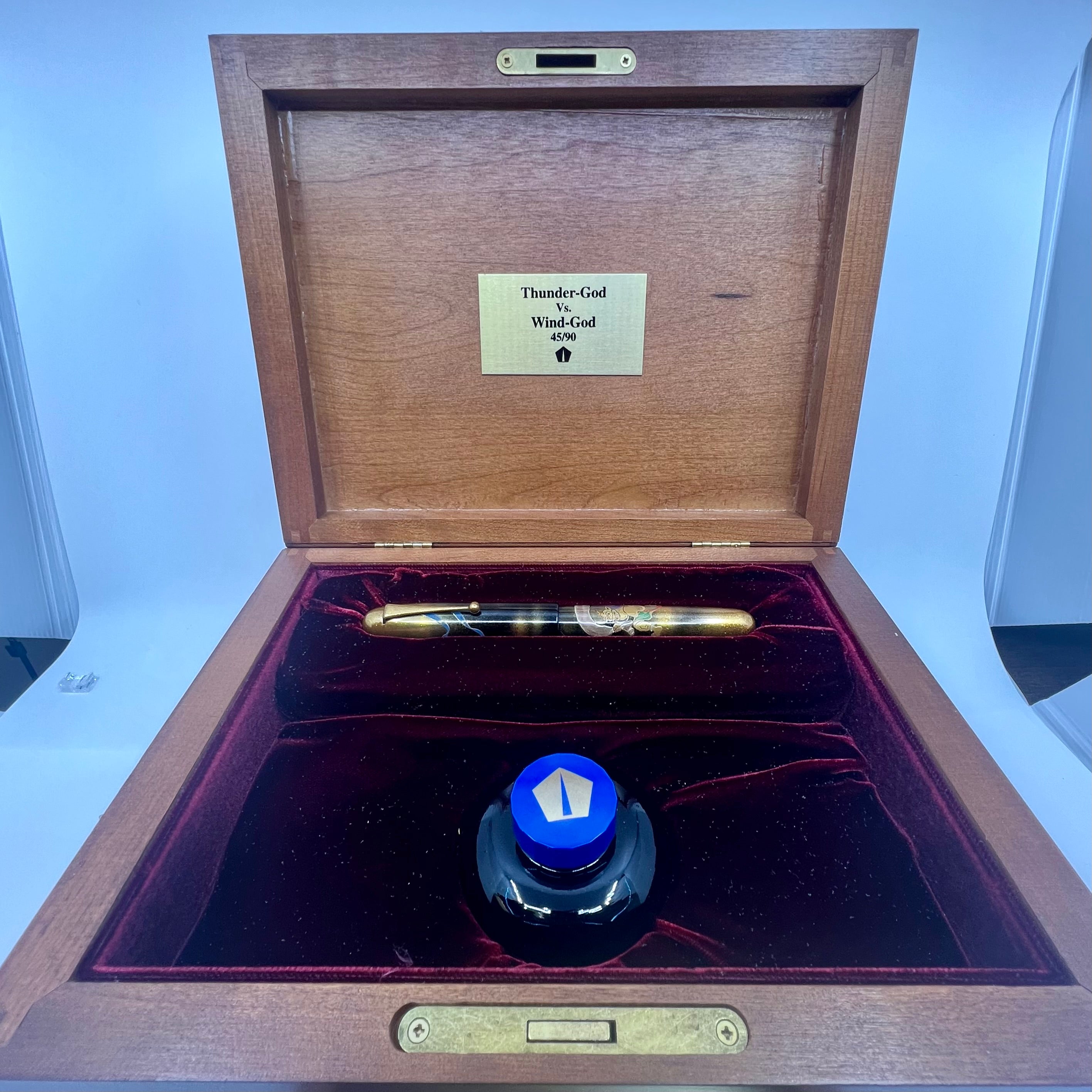 Namiki Emperor Thunder God vs. Wind God Limited Edition Fountain