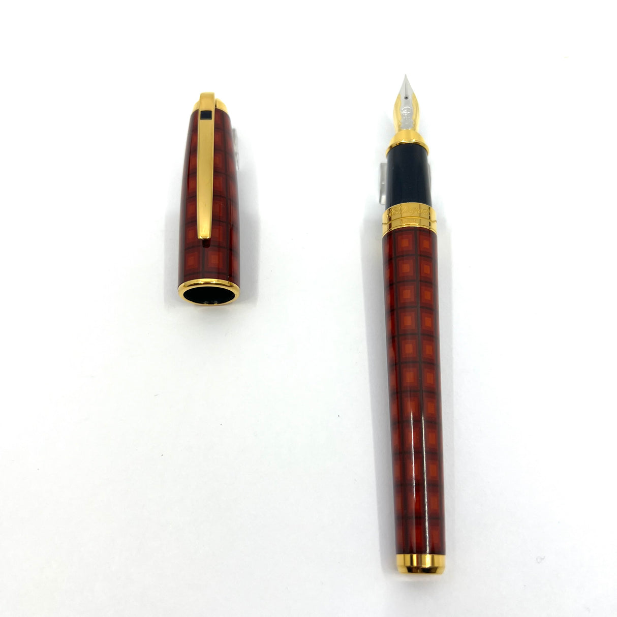 S.T. Dupont Orpheo Vertigo Largest Size Fountain Pen-Extra Fine 18kt Gold Nib