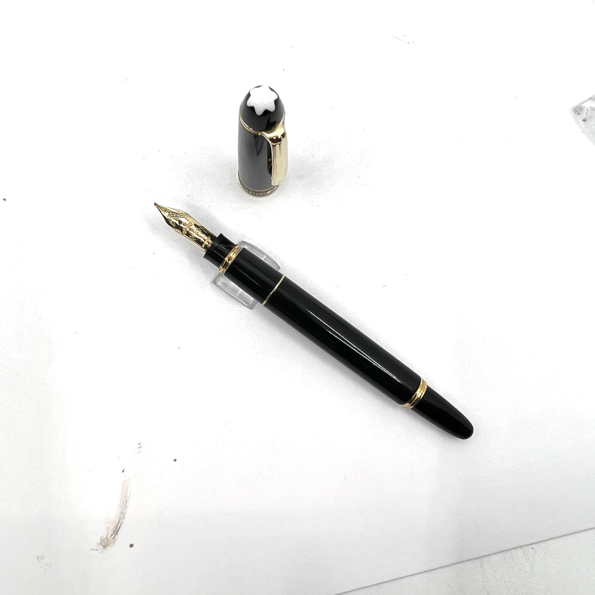 Montblanc Meisterstuck Mozart Fountain Pen - Fine 14kt Gold Nib
