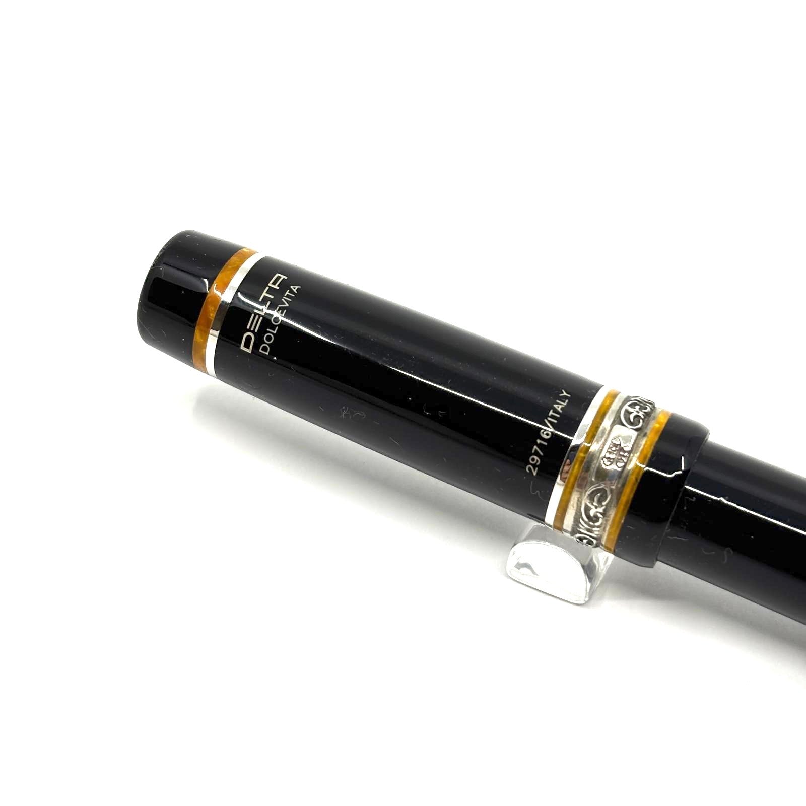Delta Dolcevita Full Size Black Soiree Fountain Pen – Fountain Pen