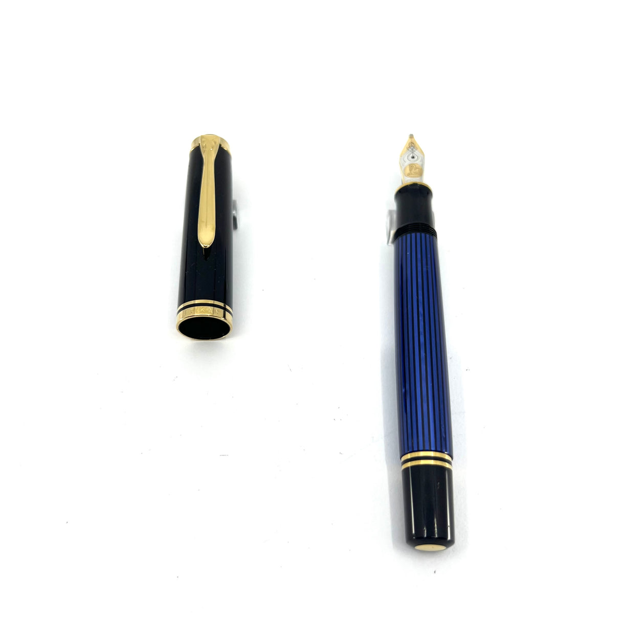 Pelikan M800 Early Blue Striped Fountain Pen with Rare 3B "Triple Broad" Semi-Flex 18kt Gold "PF" Nib