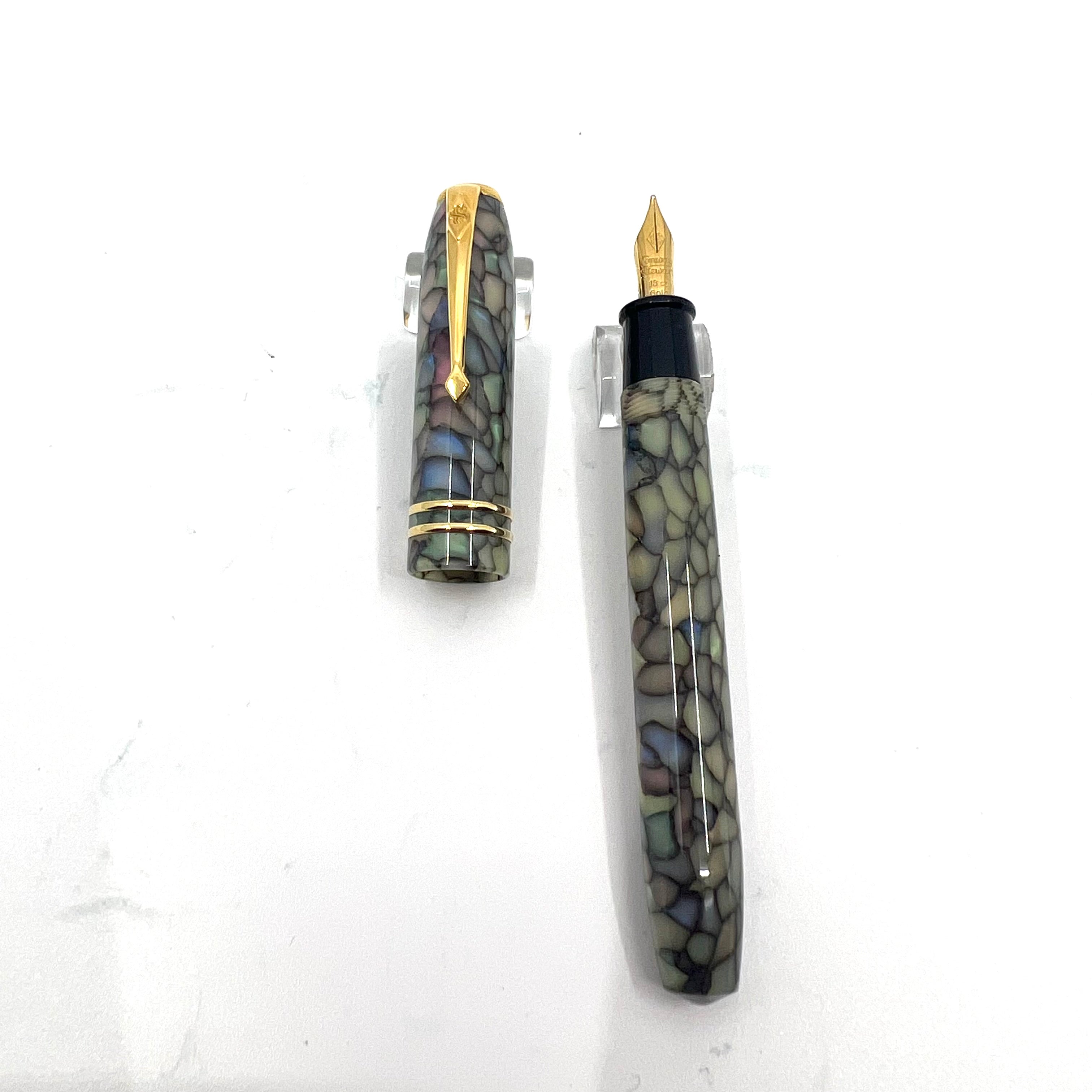 Conway Stewart Dinkie Cracked Ice Fountain Pen – Fountain Pen Hospital