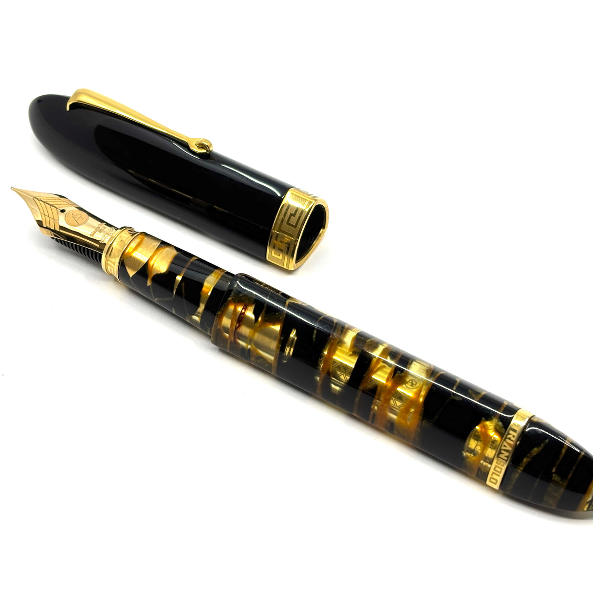 ASC (Armando Simoni Club) Triangolo Black Lucens Celluloid Limited Edition 3-Sided Fountain Pen