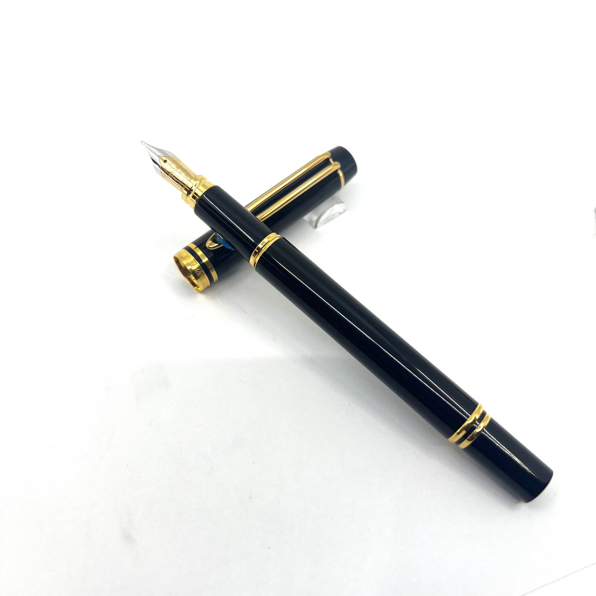 Waterman Le Man 200 Fountain Pen - Medium 18kt Gold Nib
