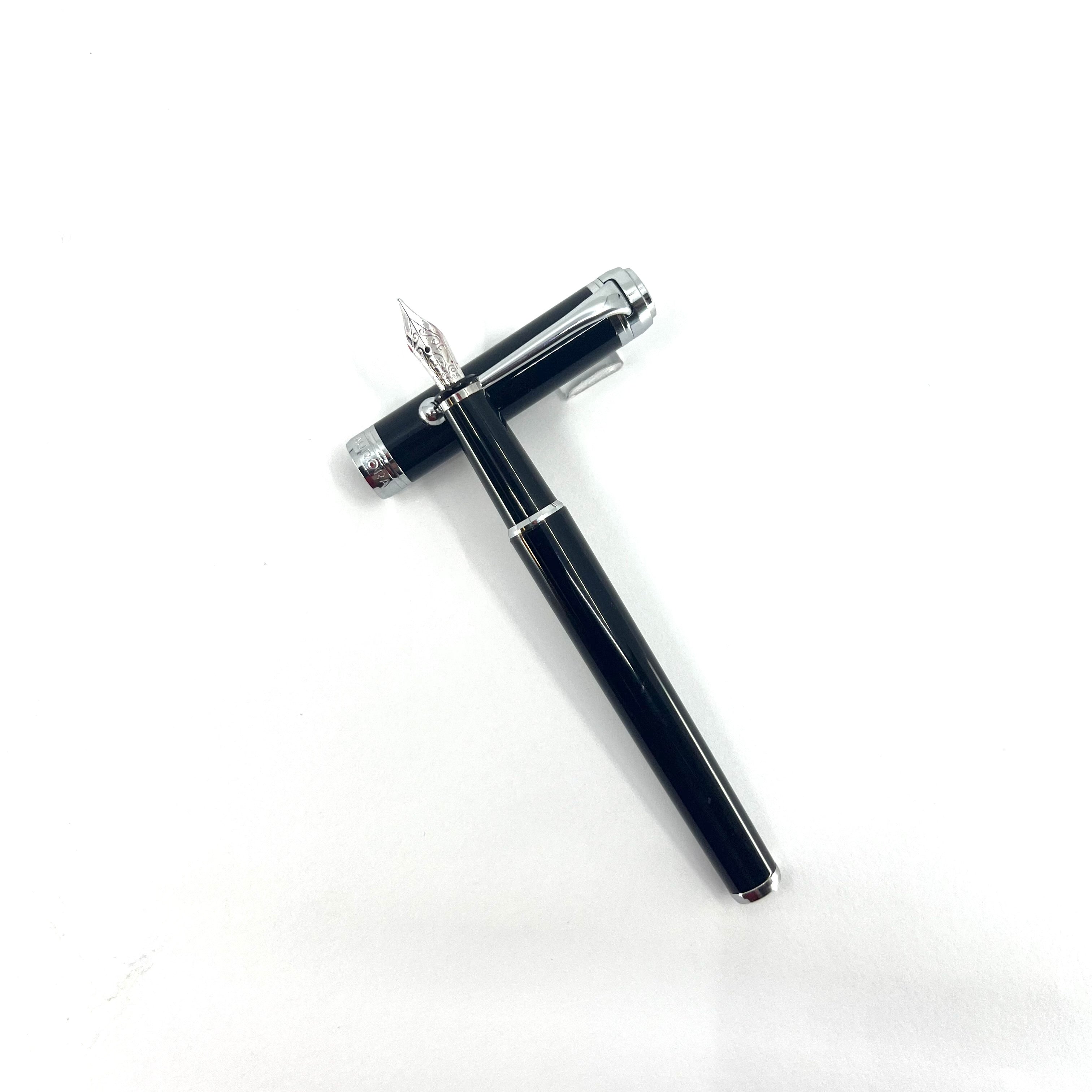 Aurora Talentum Finesse Black CT Fountain Pen - Medium 14kt Gold
