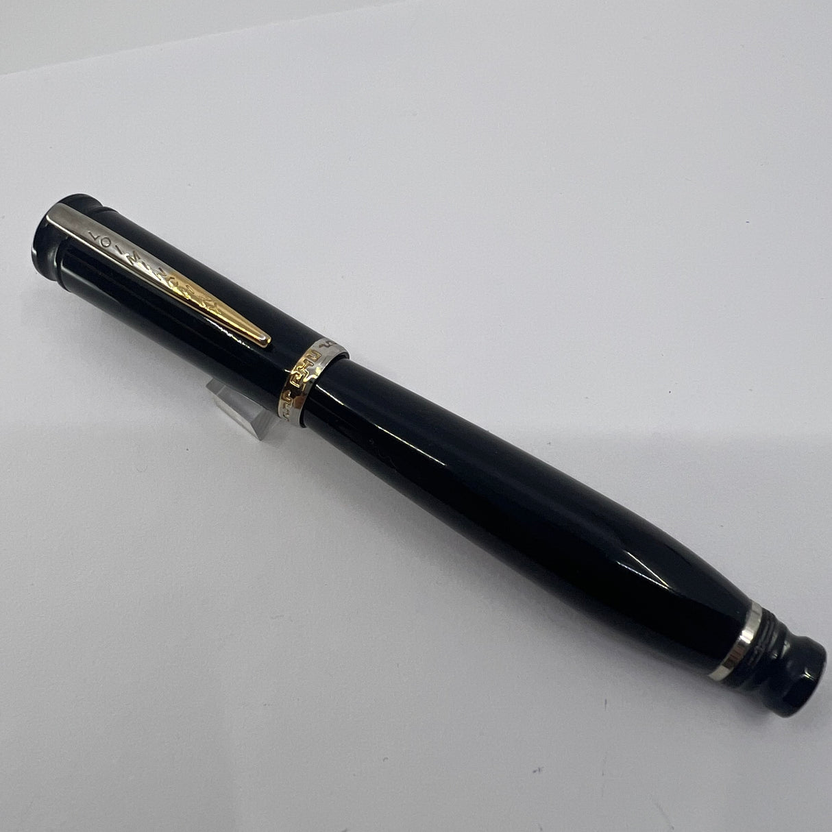 Loiminchay Junior Qing Long Black Resin Fountain Pen - Medium 18kt Gold  Nib