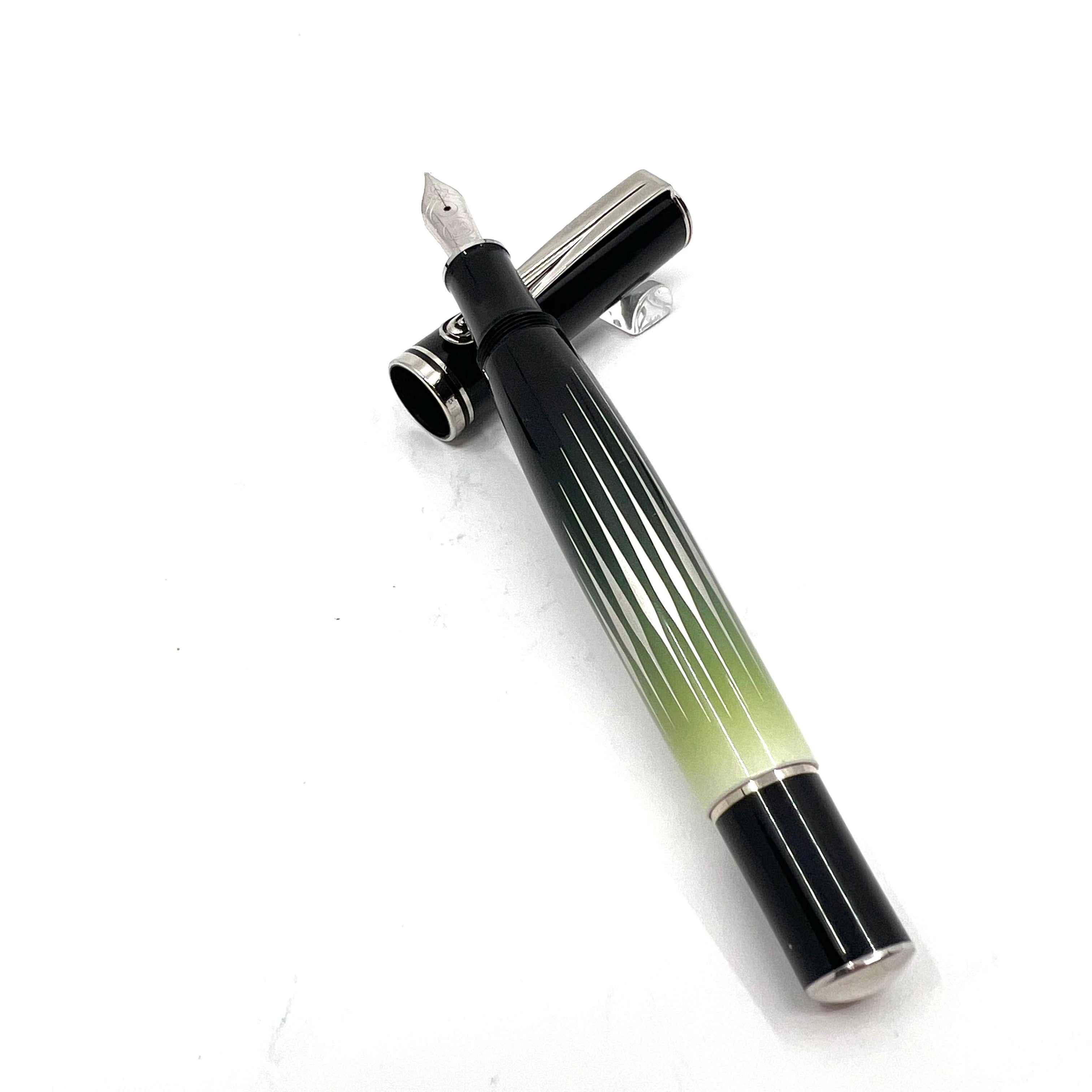 Pelikan M640 Polar Lights 