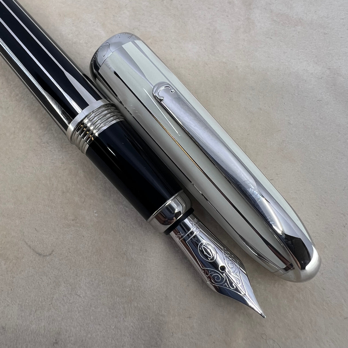 Cartier Backgammon Limited Edition Fountain Pen  - Fine 18kt Gold Nib
