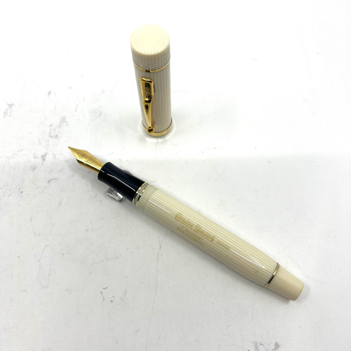 Conway Stewart Churchill White Striped Fountain Pen