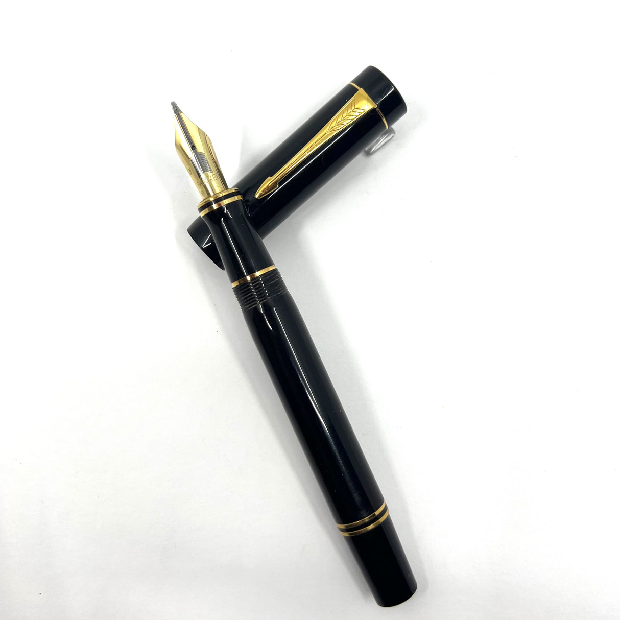 Parker Centennial Black  Duofold (Largest Size) Fountain Pen