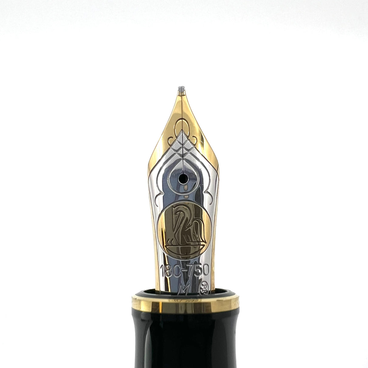 Pelikan Golf M816 Limited Edition Fountain Pen - Medium 18kt Gold Nib