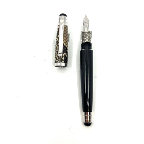 Signum (Italy) Nova Python - Black/Beige/Ivory Python Skin Fountain Pen