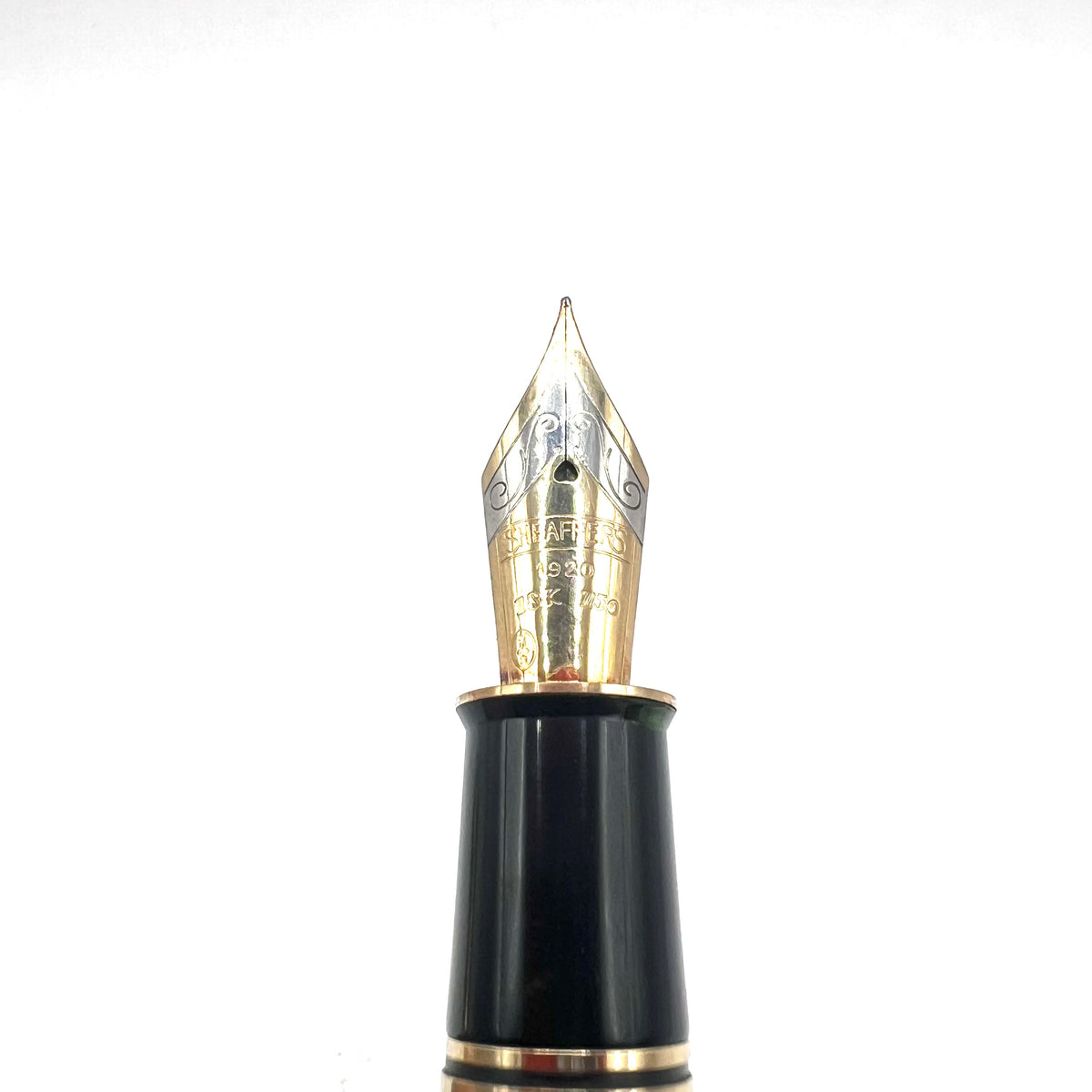Sheaffer Fine Line Sheaffer Grand Connaisseur Gold-Plated Vertical Line Pattern Fountain ...