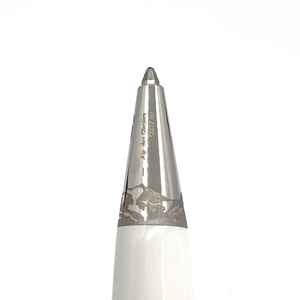 Montblanc Meisterstuck White Ballpoint -  Tribute to the Mont Blanc (Mountain)