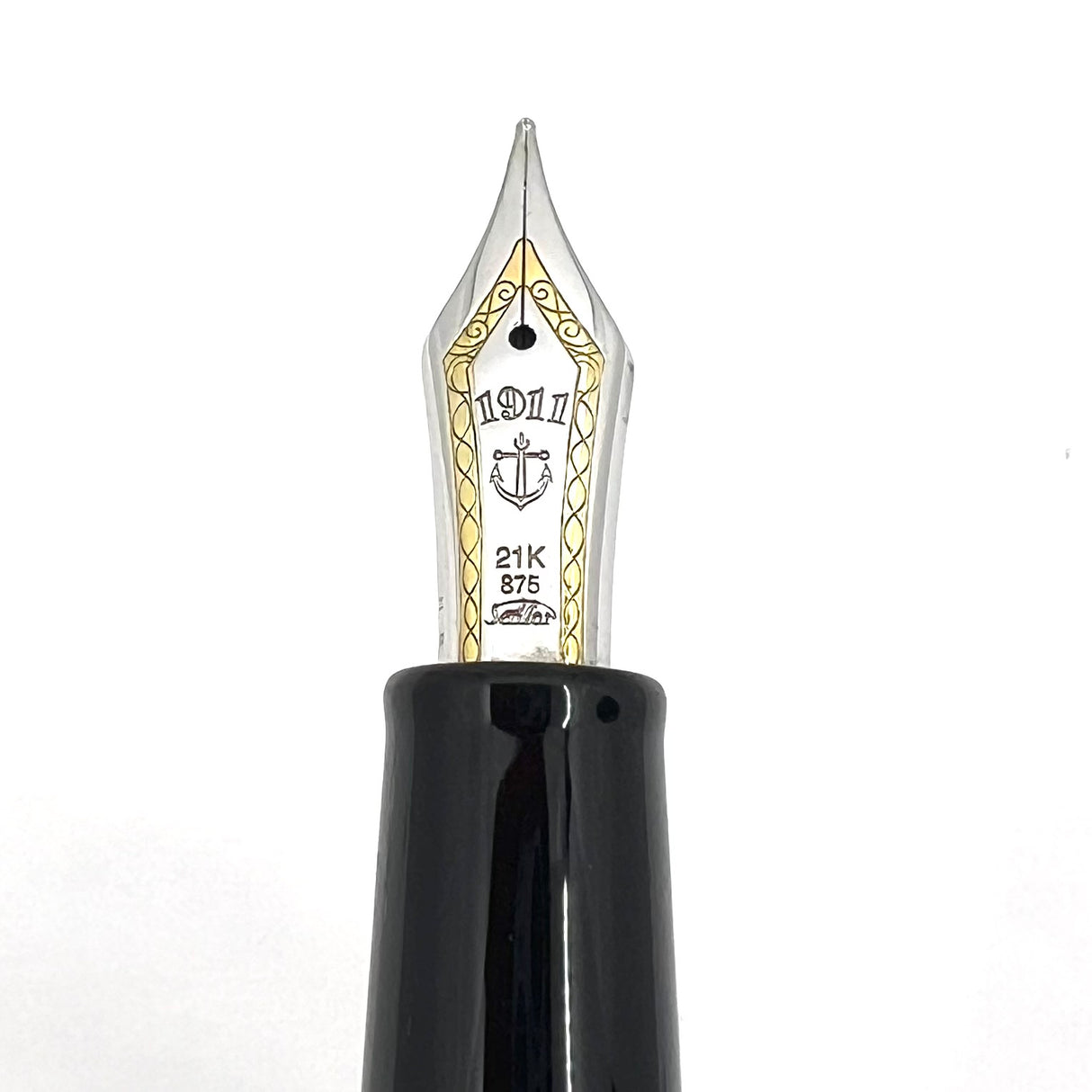 Sailor Black Professional Gear Fountain Pen